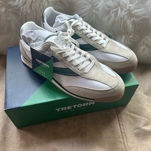 Tretorn Kristine White and Green Shoes size 10.